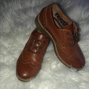 Boys dressy shoes